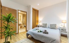 Boutique Mitjana Apartment